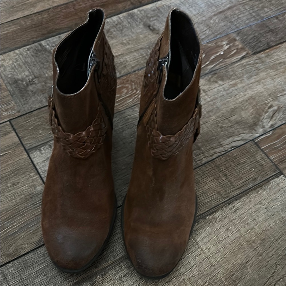 B.O.C. Brown Leather Ankle Boots